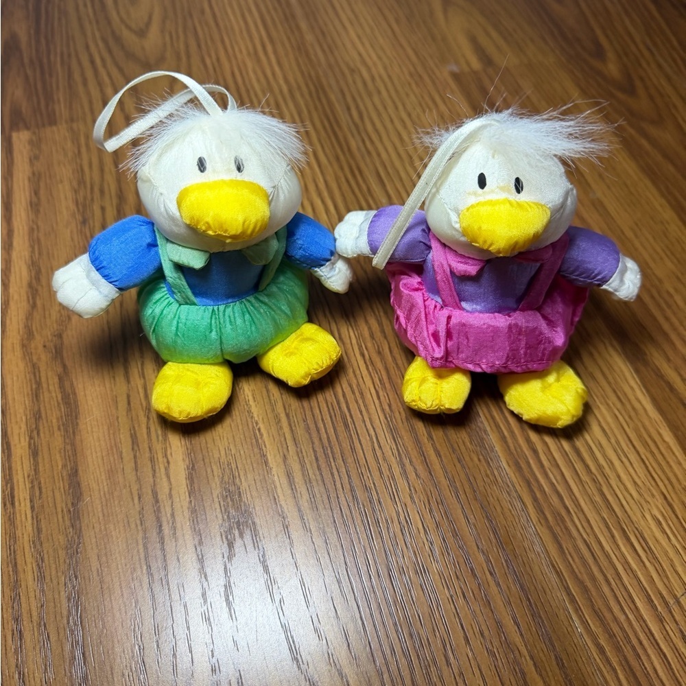 VTG 1994 Gibson Greetings Darcie and Dudley Duck plush toys